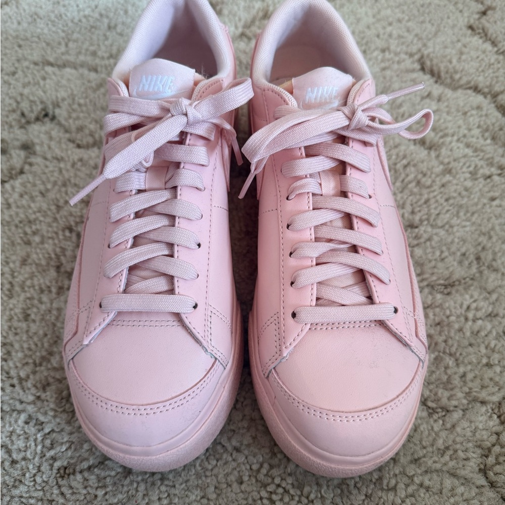 Nike Women's Platform Blazers